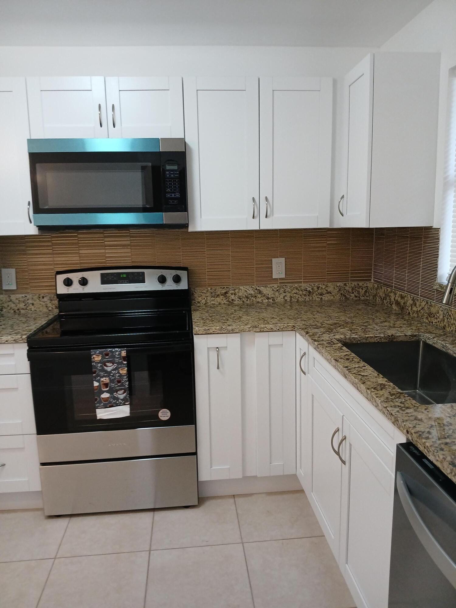 4760 LUCERNE LAKES Boulevard W 405 — photo 8