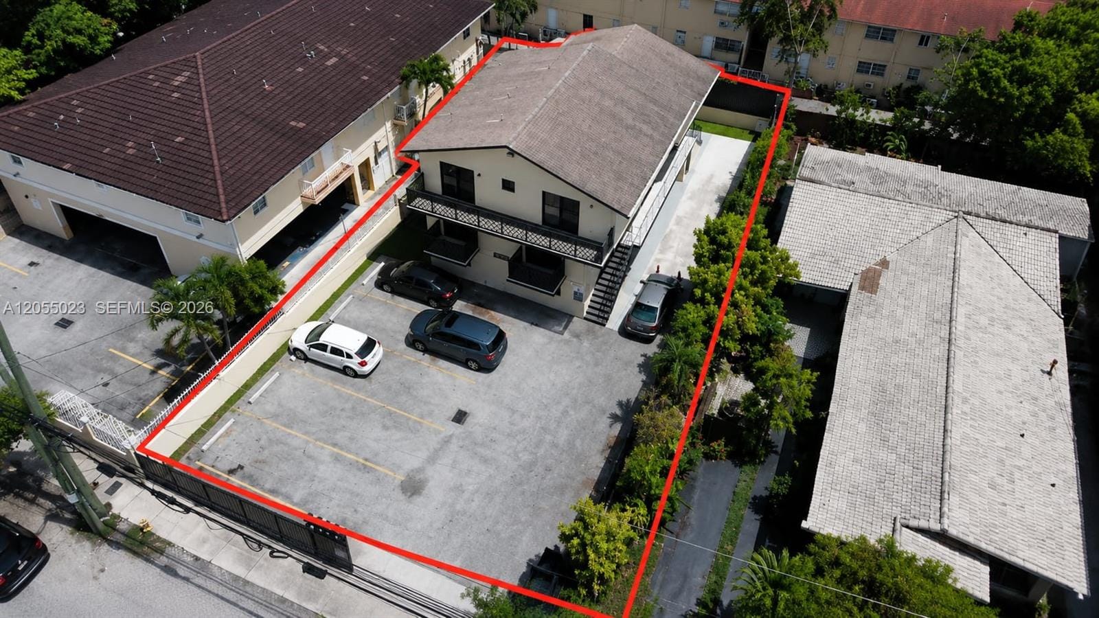 2504 NW 14th Street, Miami, FL 33125 photo 2