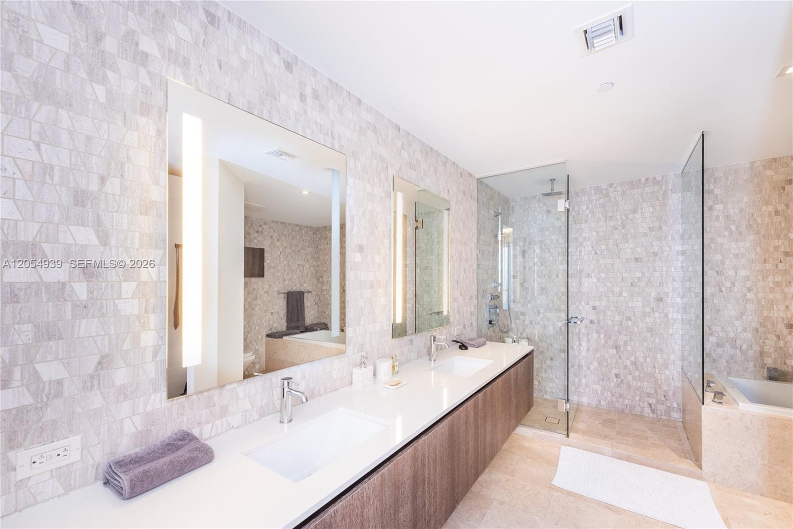 88 SW 7th Street 3005, Miami, FL 33130 photo 18