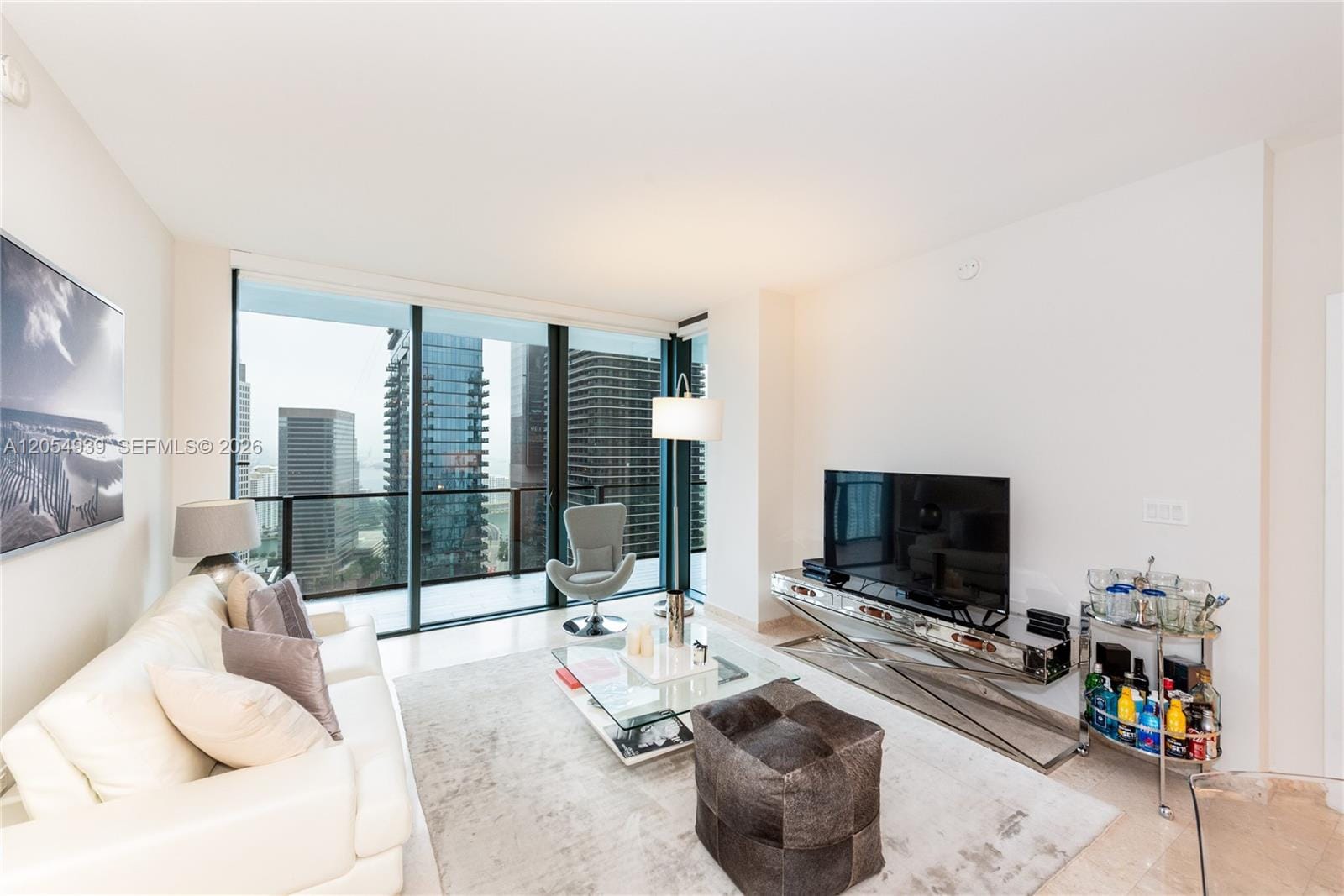88 SW 7th Street 3005, Miami, FL 33130