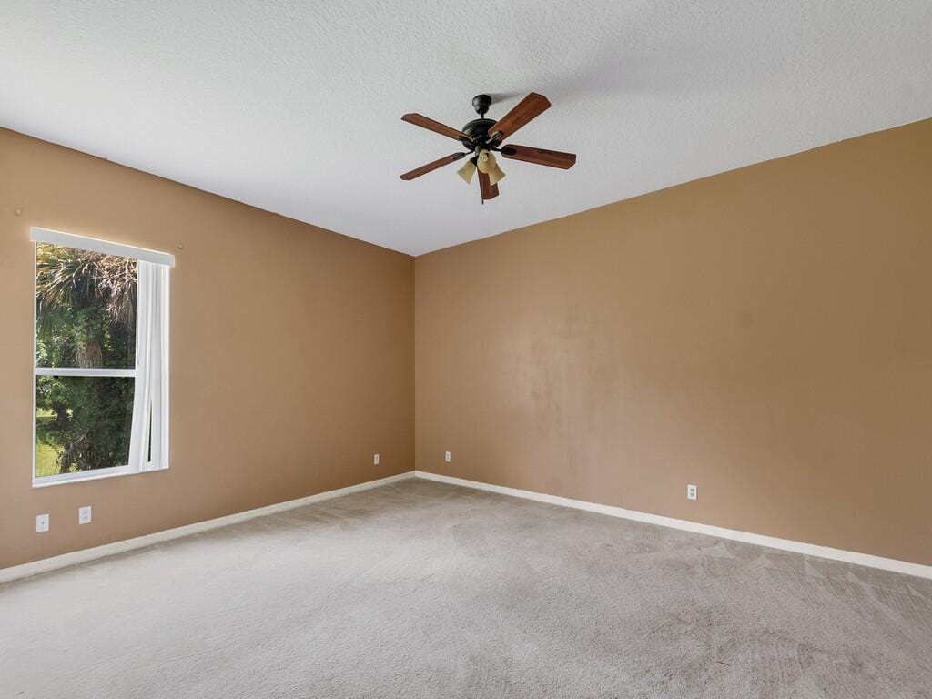 4655 52nd Avenue, Vero Beach, FL 32967 photo 22