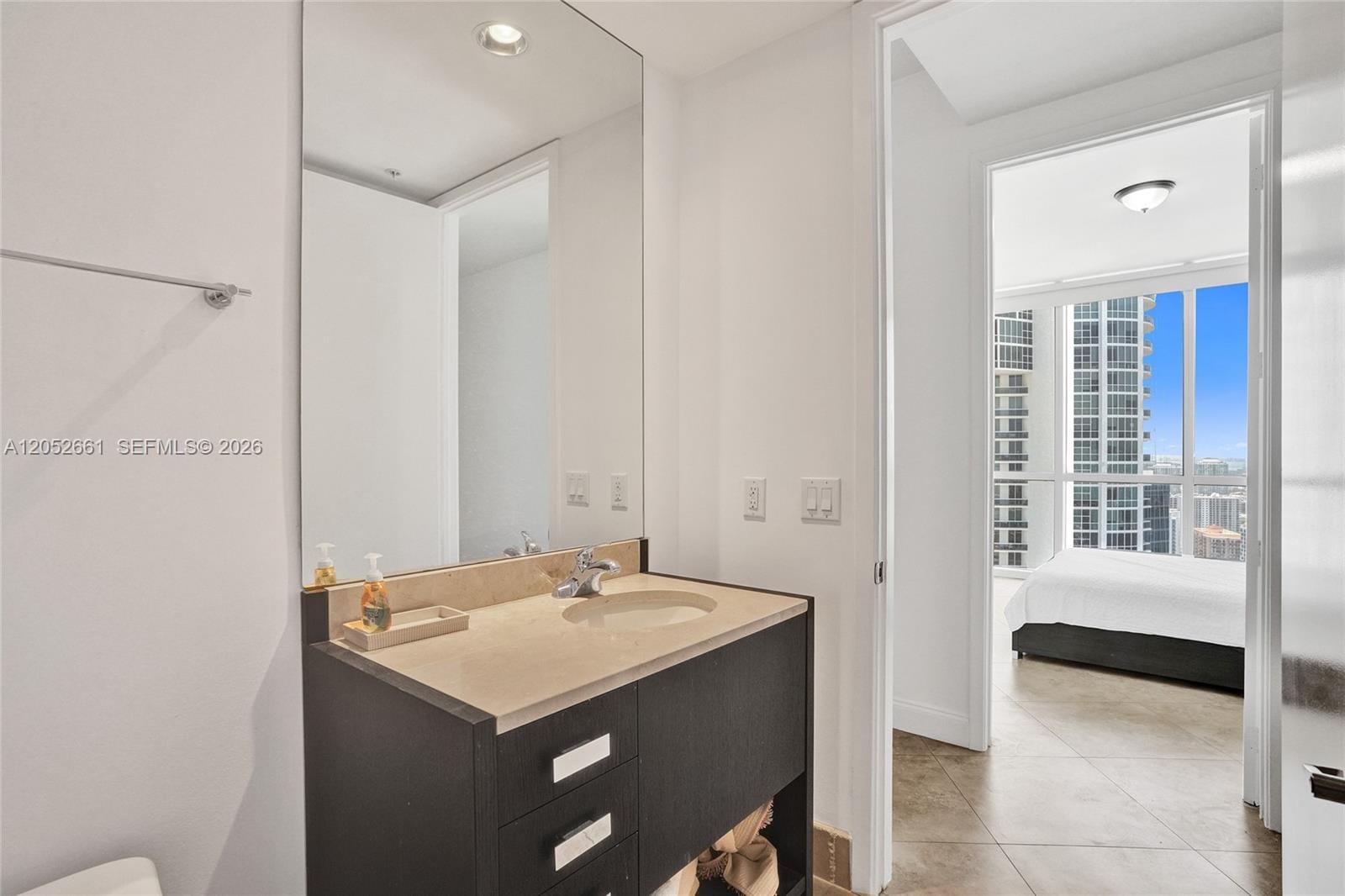 18201 Collins Avenue 4705, Sunny Isles Beach, FL 33160 photo 20