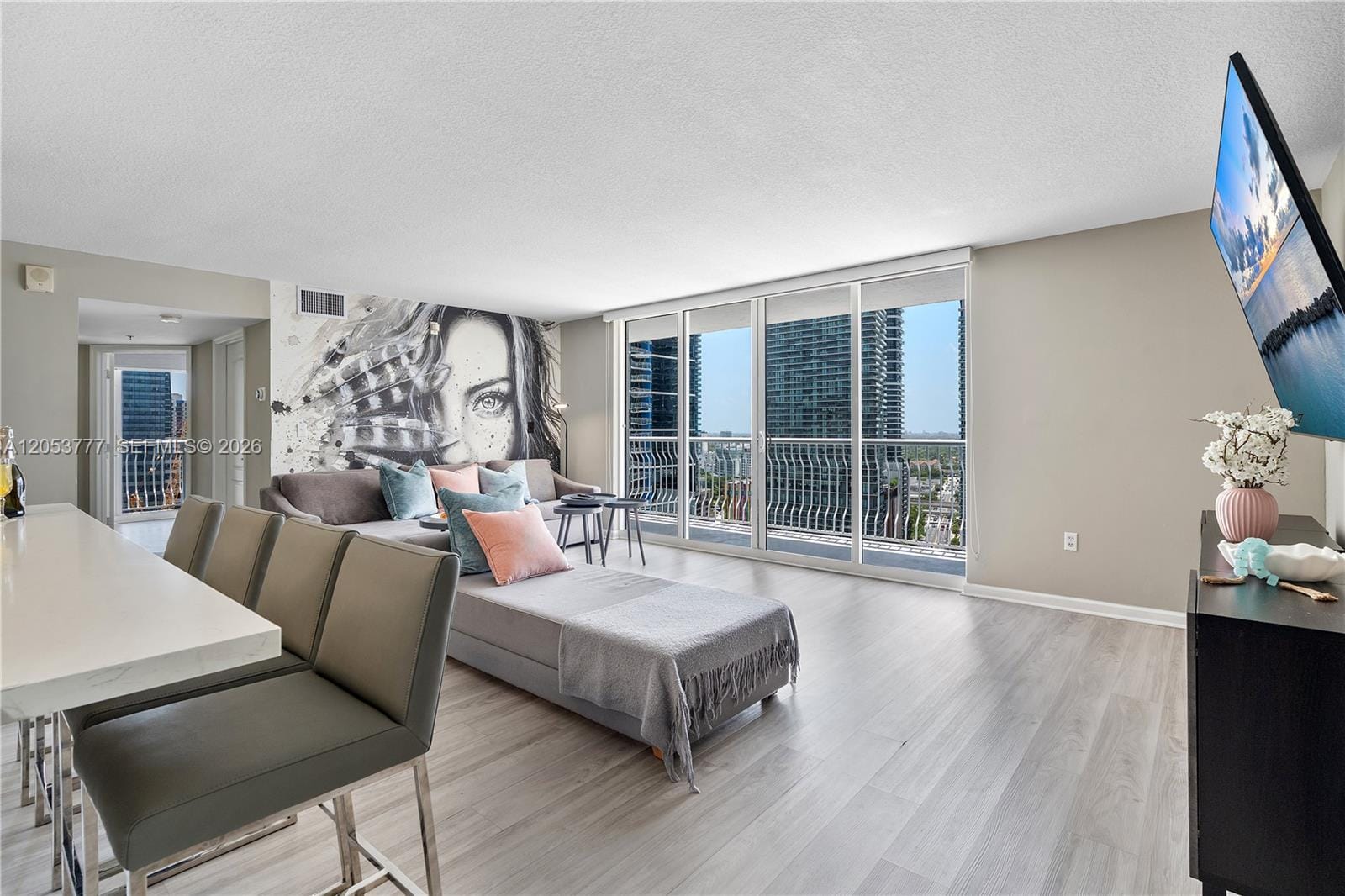 1200 Brickell Bay Drive 2423 — photo 2