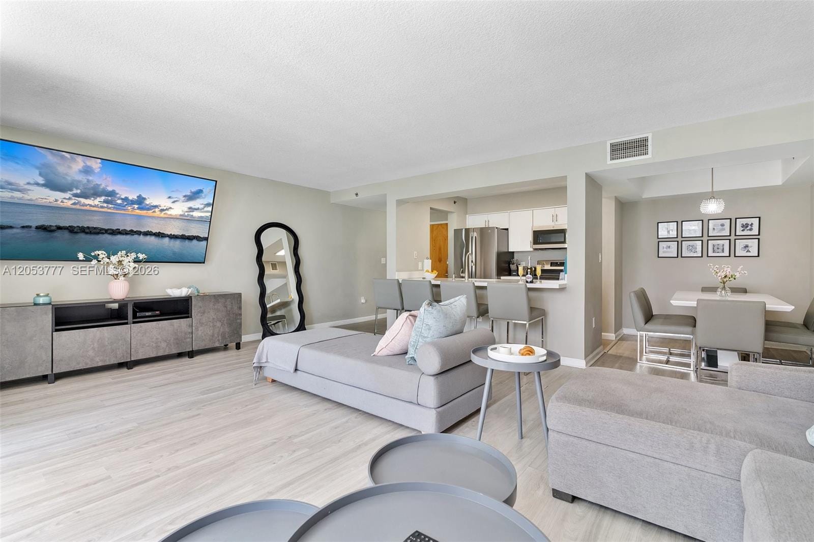 1200 Brickell Bay Drive 2423, Miami, FL 33131 photo 21