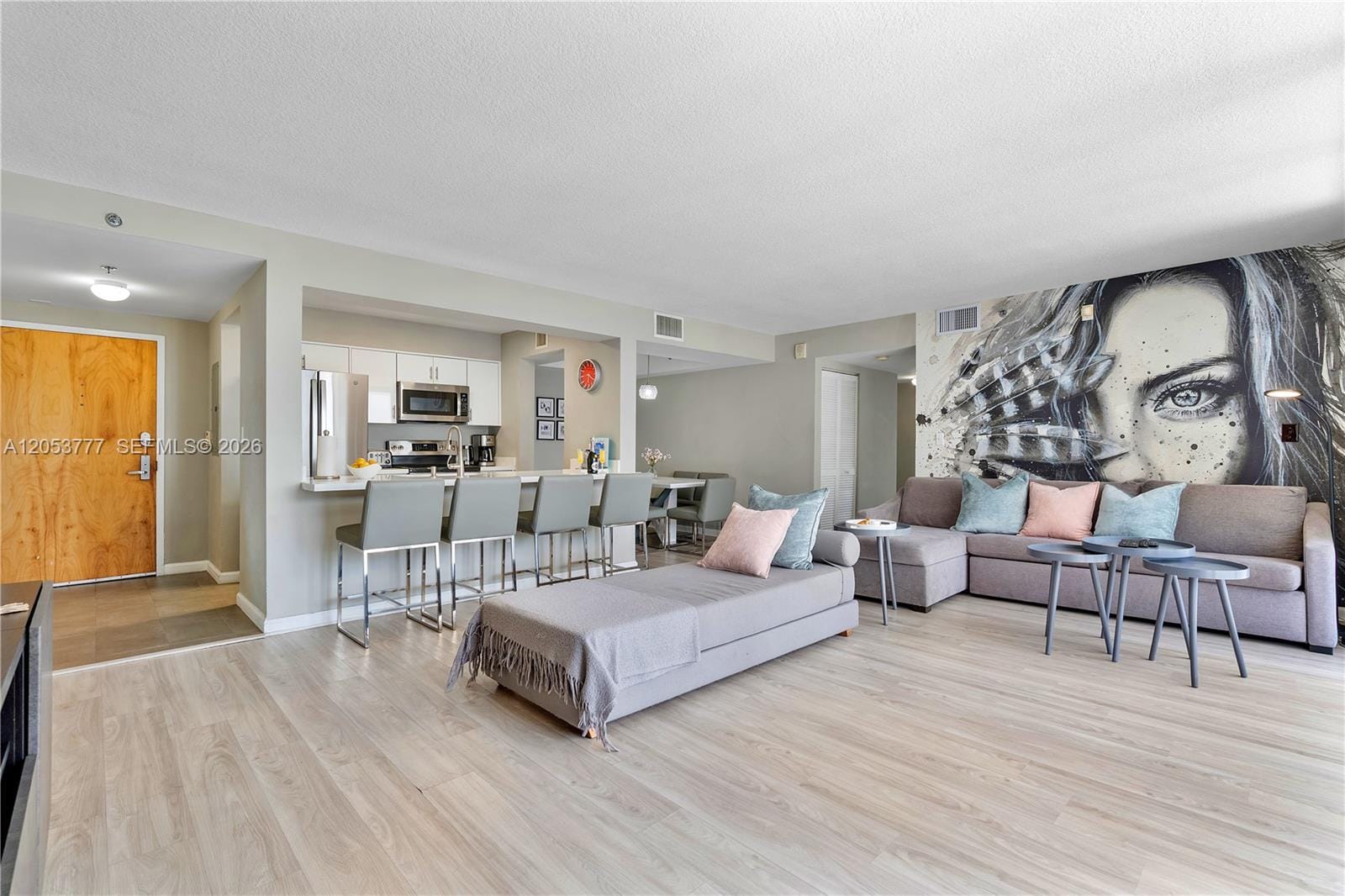 1200 Brickell Bay Drive 2423 — photo 8