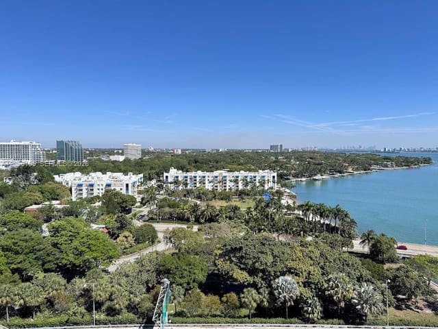 601 NE 36th Street 1311, Blue, Miami, FL