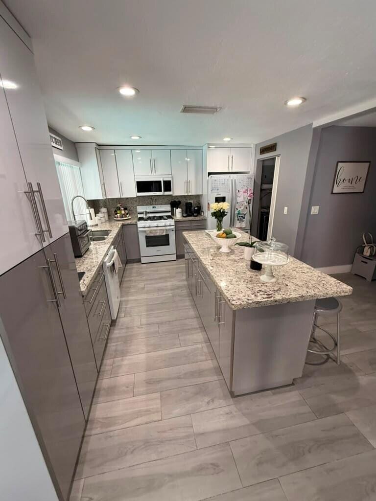 9340 NW 21ST Manor, Sunrise, FL 33322