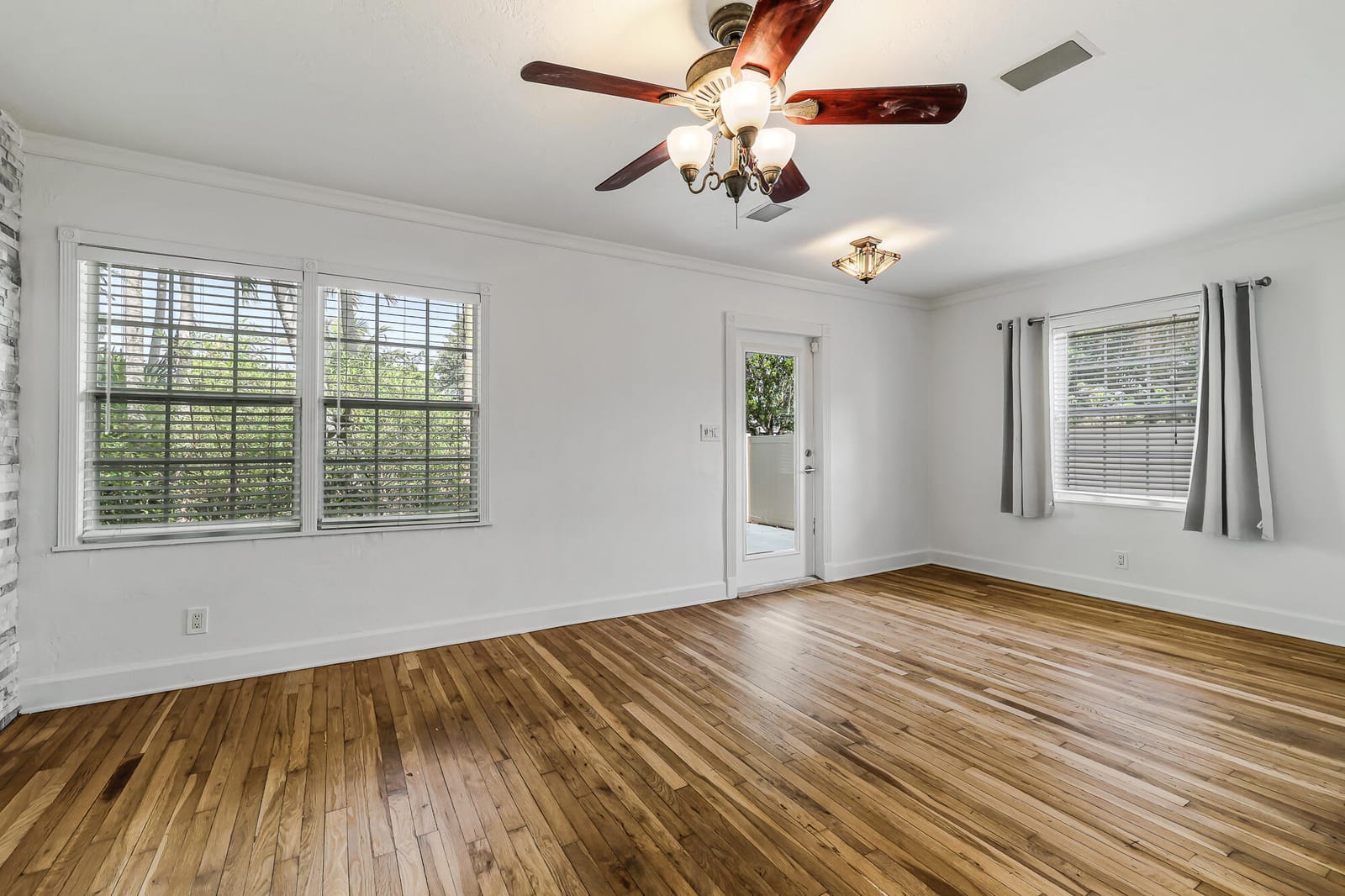1432 NE 2ND Avenue, Fort Lauderdale, FL 33304 photo 8