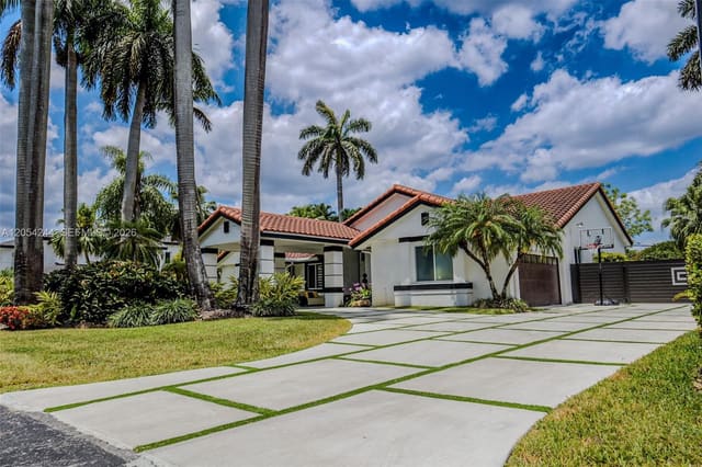 11929 SW 72 Terrace, Miami, FL 33183