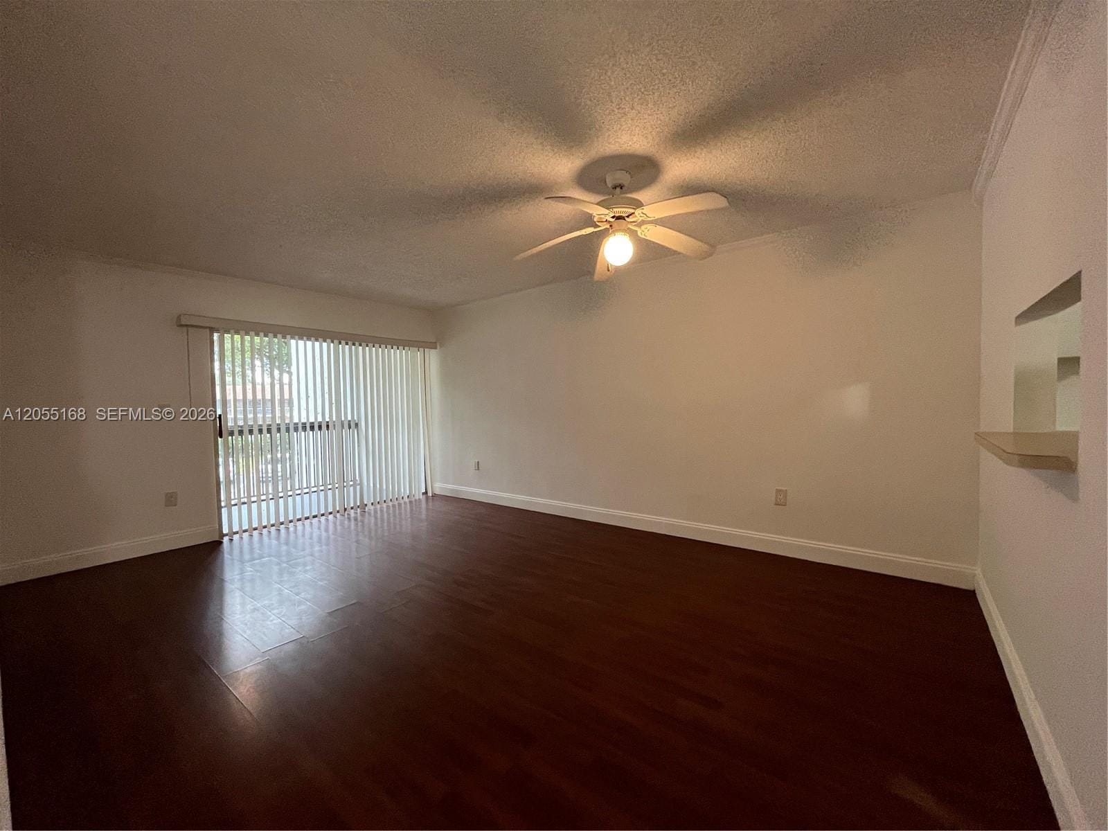 701 N Pine Island Road 202 — photo 2