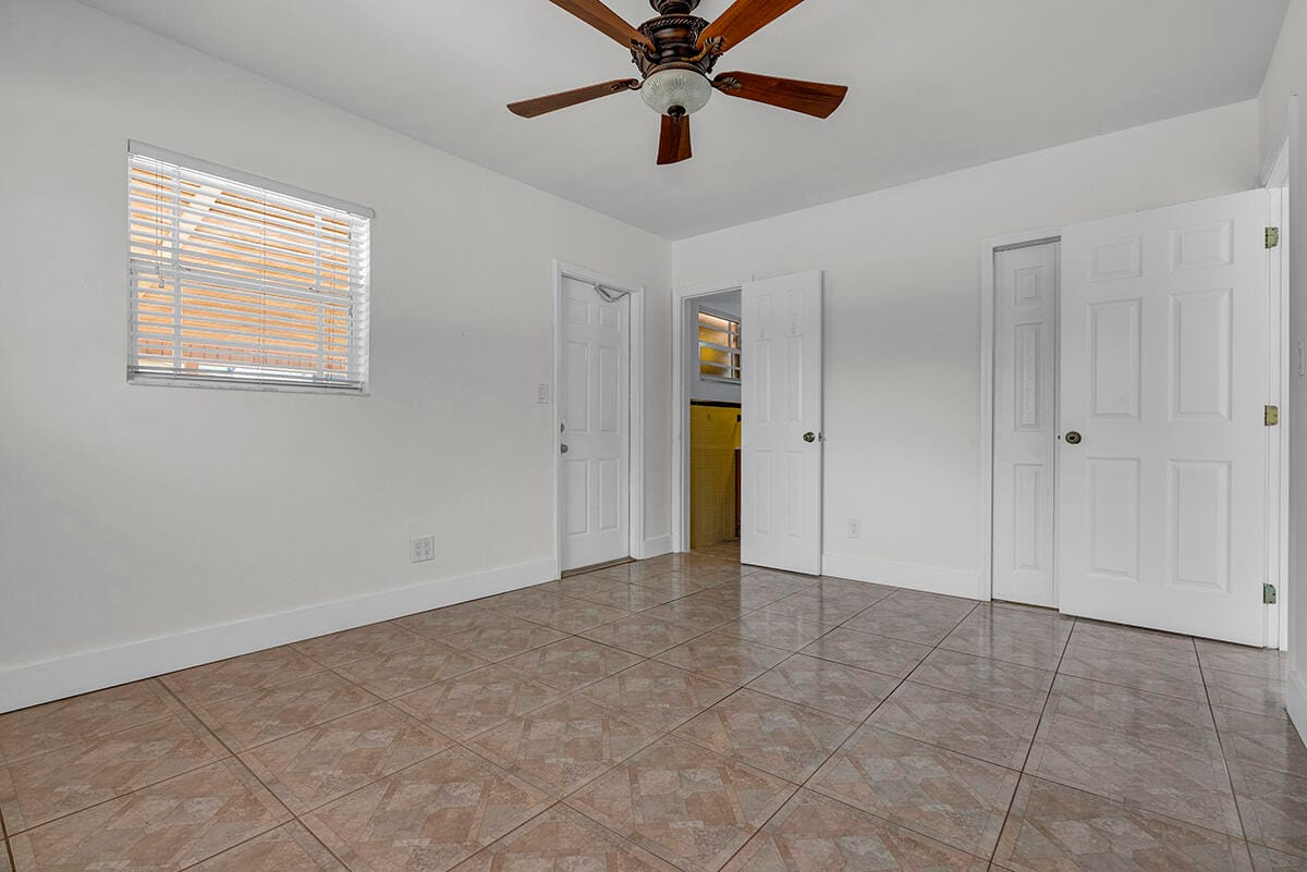 2100 N 57TH Avenue, Hollywood, FL 33021 photo 15