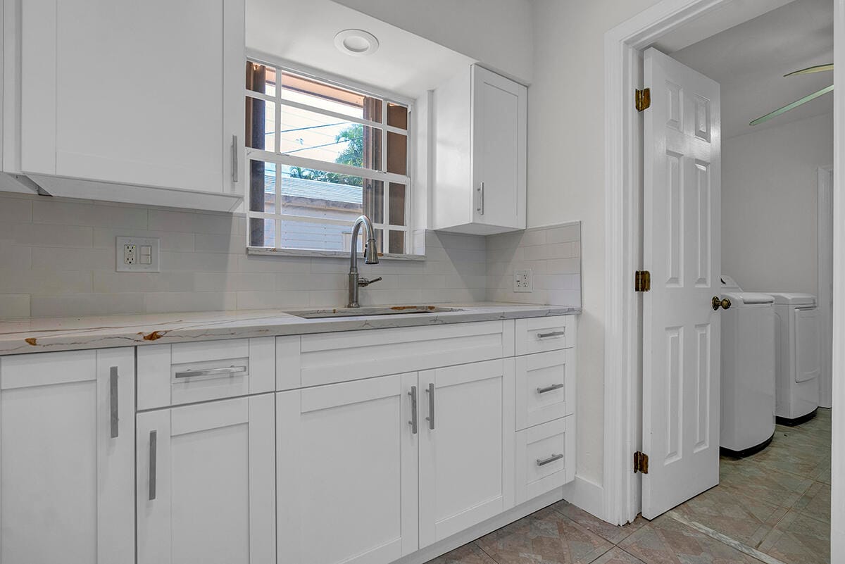 2100 N 57TH Avenue, Hollywood, FL 33021 photo 21