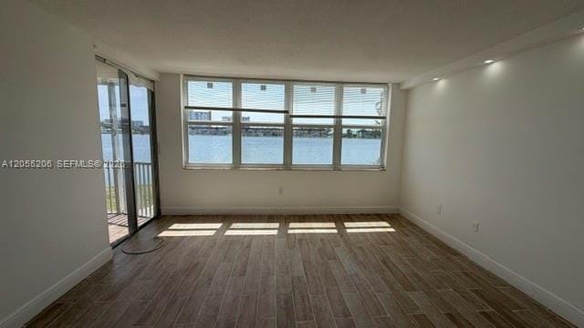 1660 NE 191st Street 110-1 — photo 3