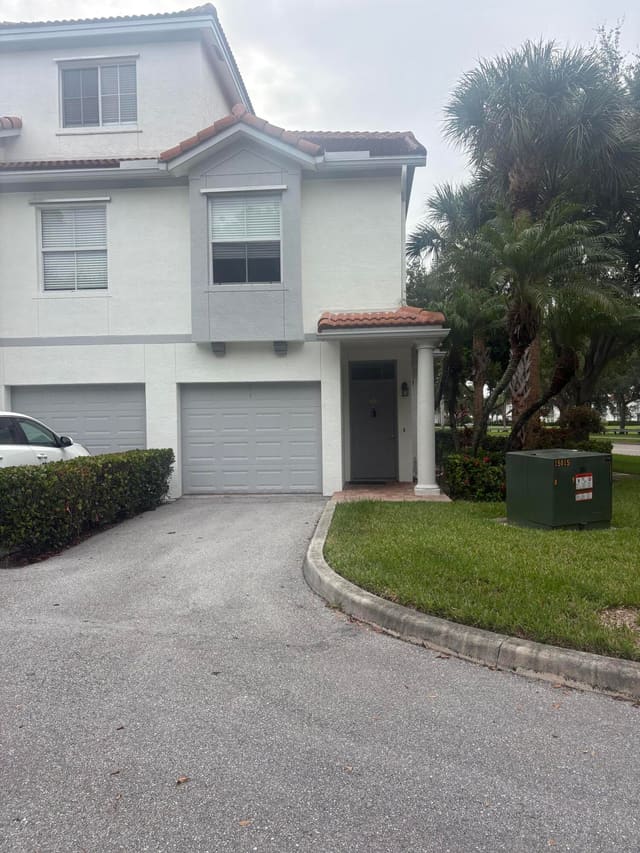 2050 ALTA MEADOWS Lane 2109, Delray Beach, FL 33444