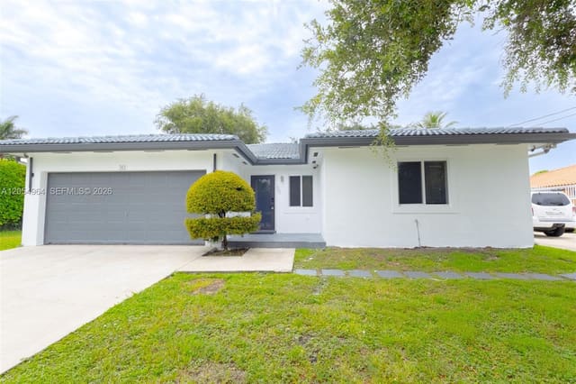 30 NW 159th Street, Miami, FL 33169