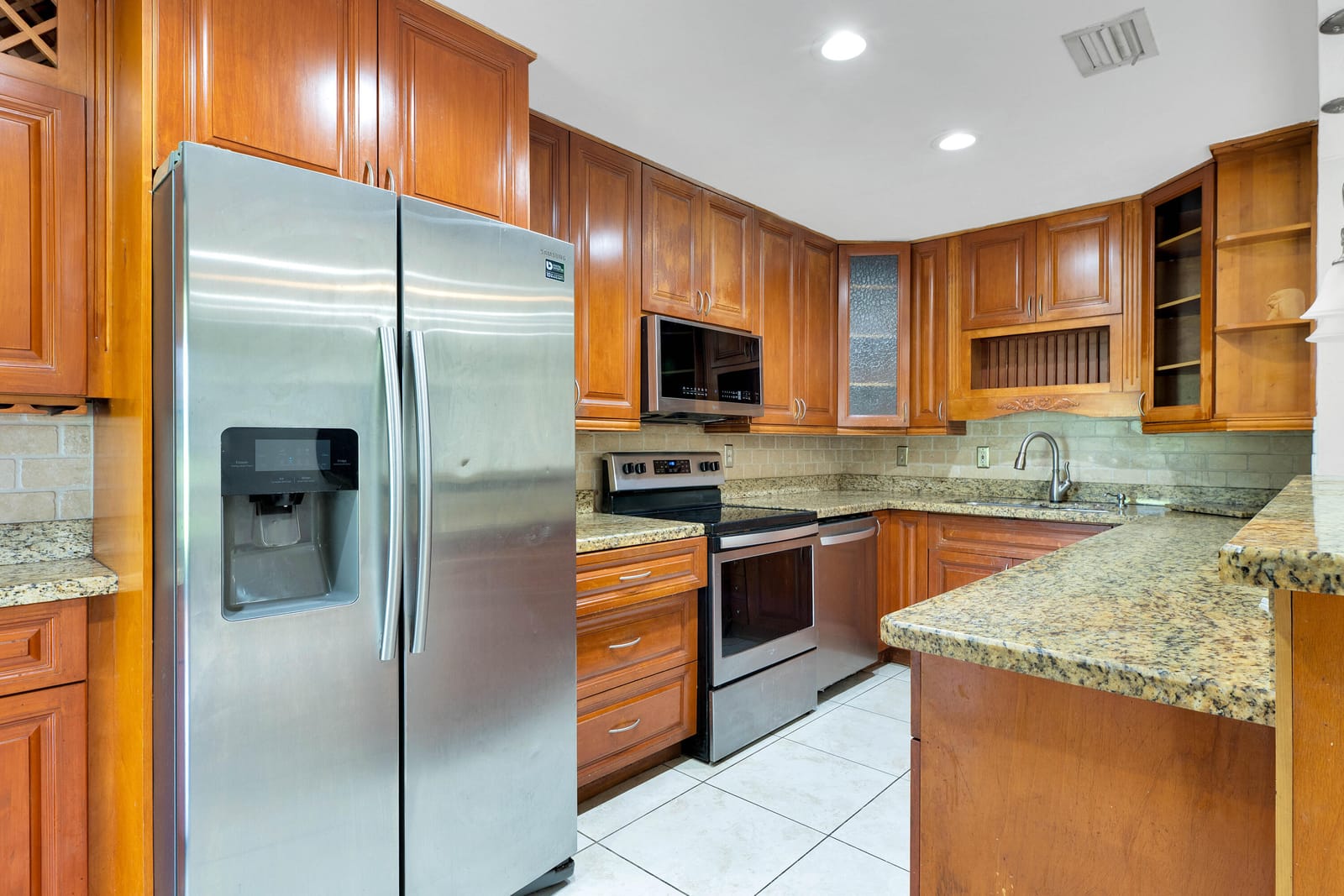 10723 NW 11TH Street 10723, Pembroke Pines, FL 33026 photo 18