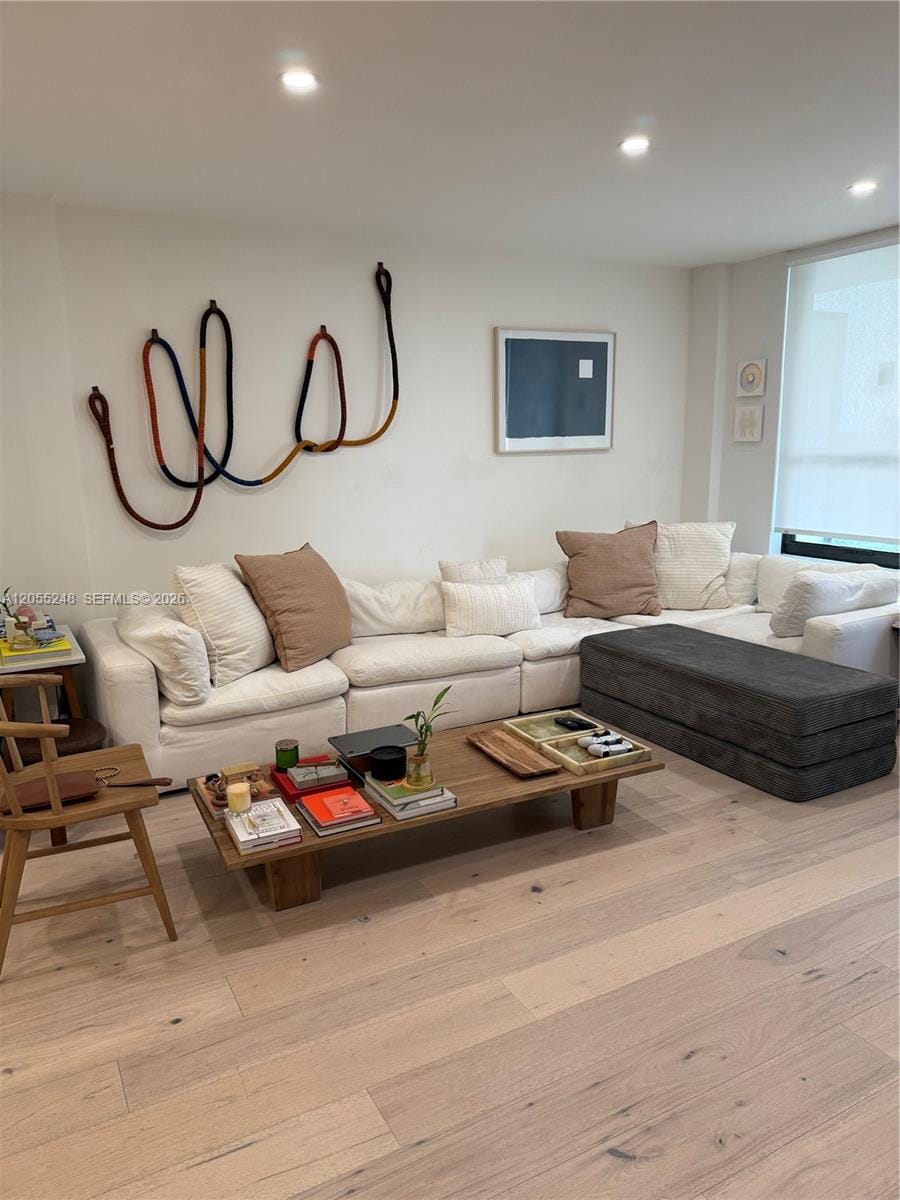 10185 NE Collins Avenue 822 — photo 8