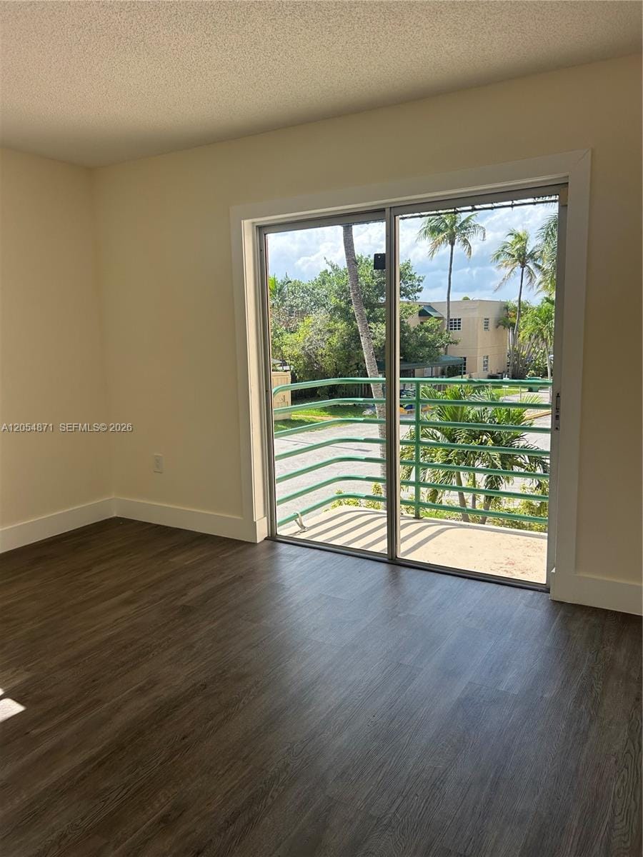 11880 SW 19th Terrace 113 — photo 6