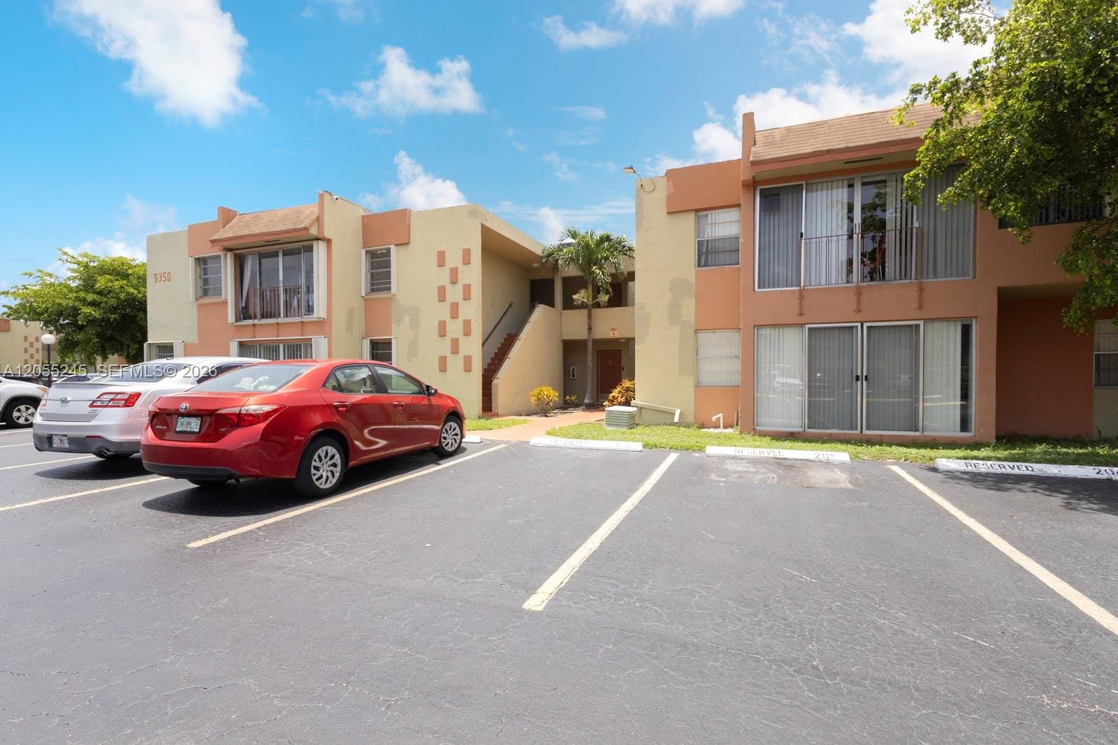 9350 W Flagler Street 208B, Miami, FL 33174 photo 2