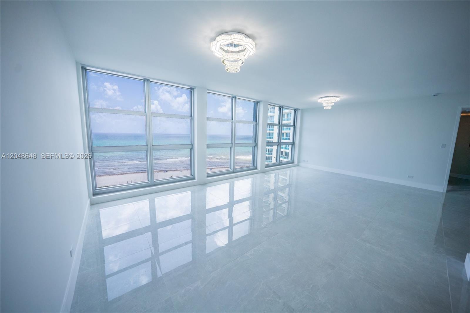 5055 Collins Avenue 14H — photo 3