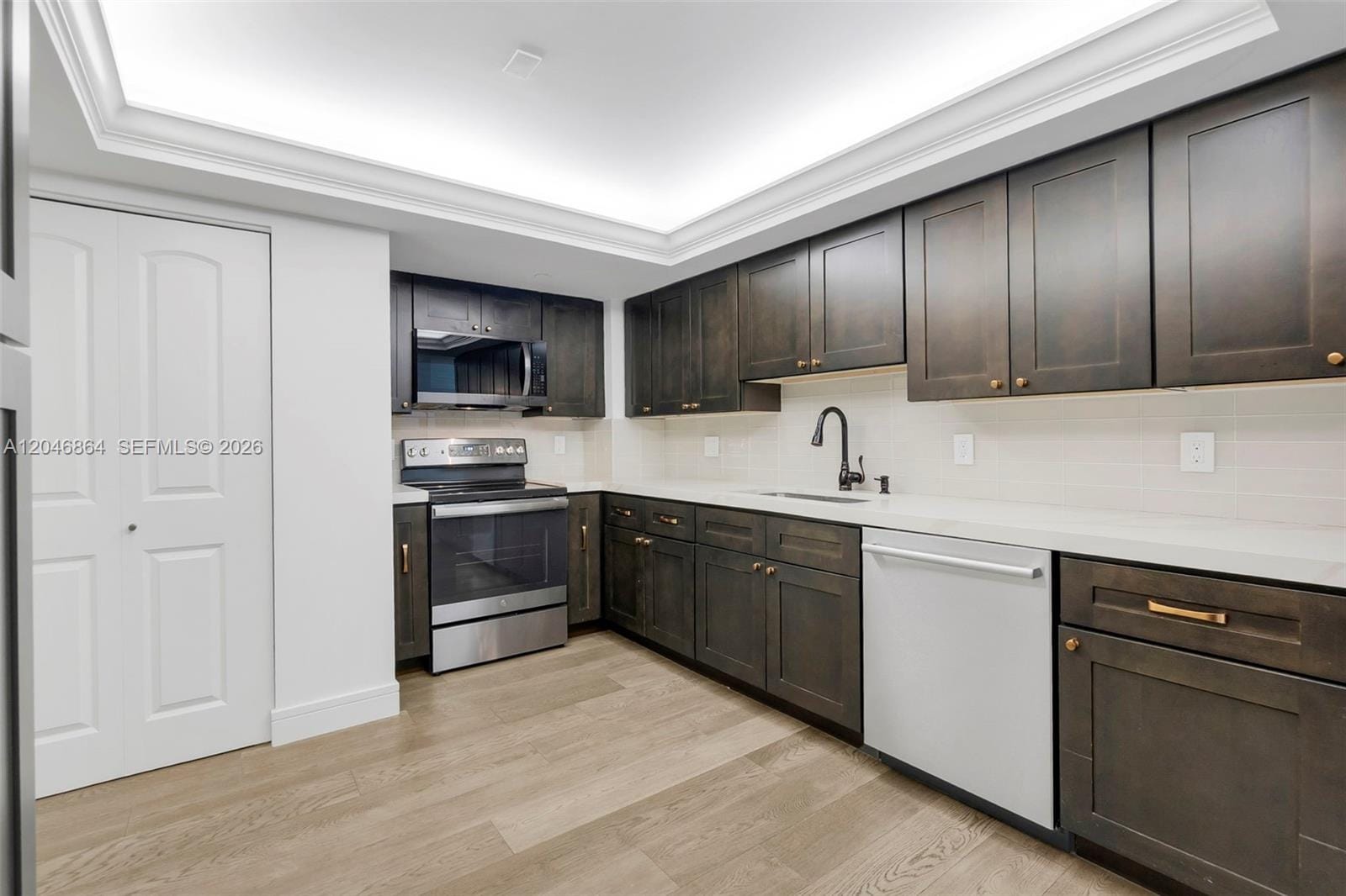 3200 Port Royale Drive N 205 — photo 11