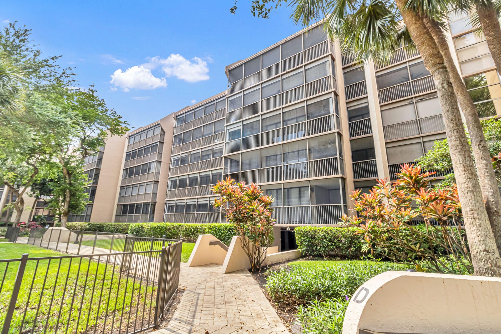 2806 N 46TH Avenue D334, Hollywood, FL 33021 photo 19