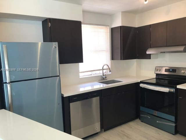 6195 NW 186th Street 403, Hialeah, FL 33015