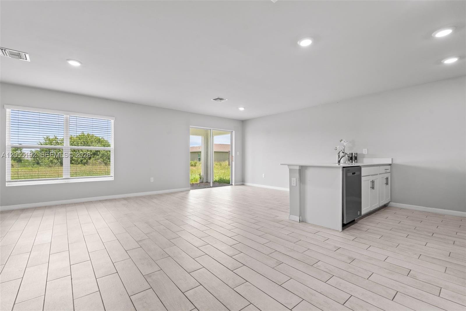 7020 Ramrod Circle, LaBelle, FL 33935 photo 4