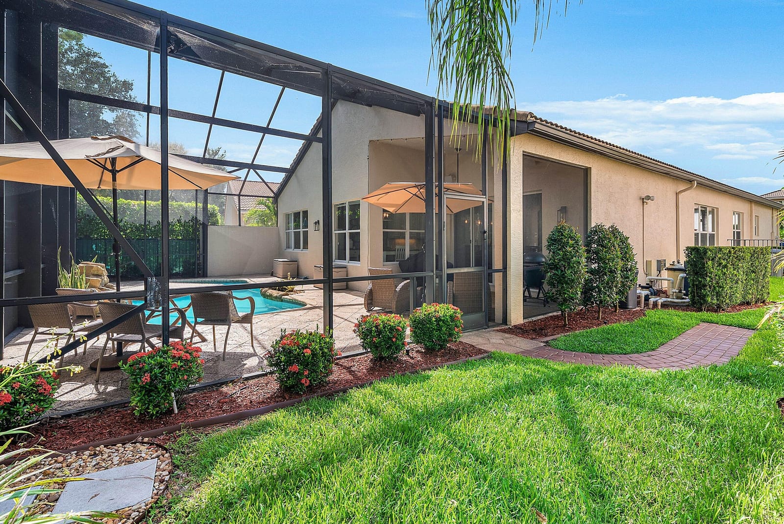 8564 BREEZY OAK Way — photo 3