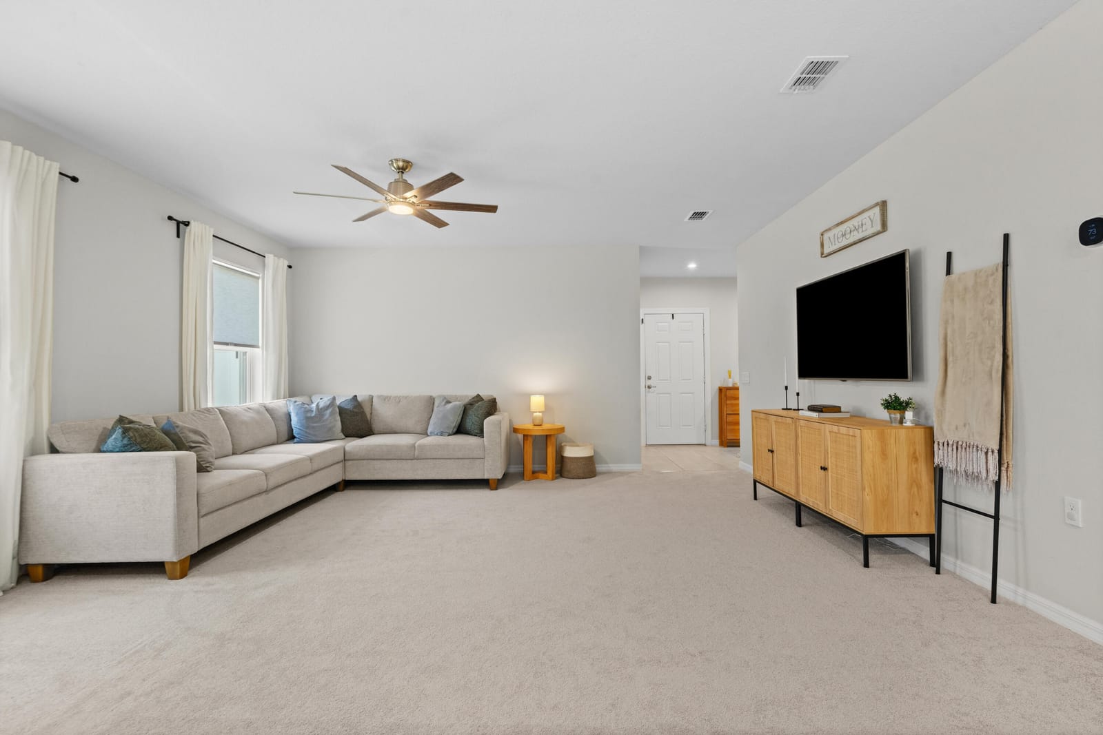 3625 Sapphire Hollow Way — photo 4
