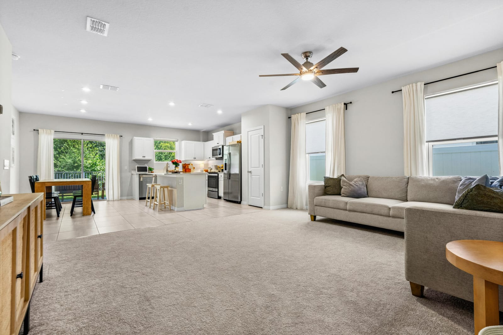 3625 Sapphire Hollow Way — photo 6