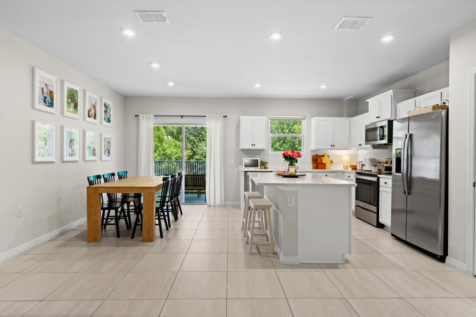 3625 Sapphire Hollow Way — photo 8