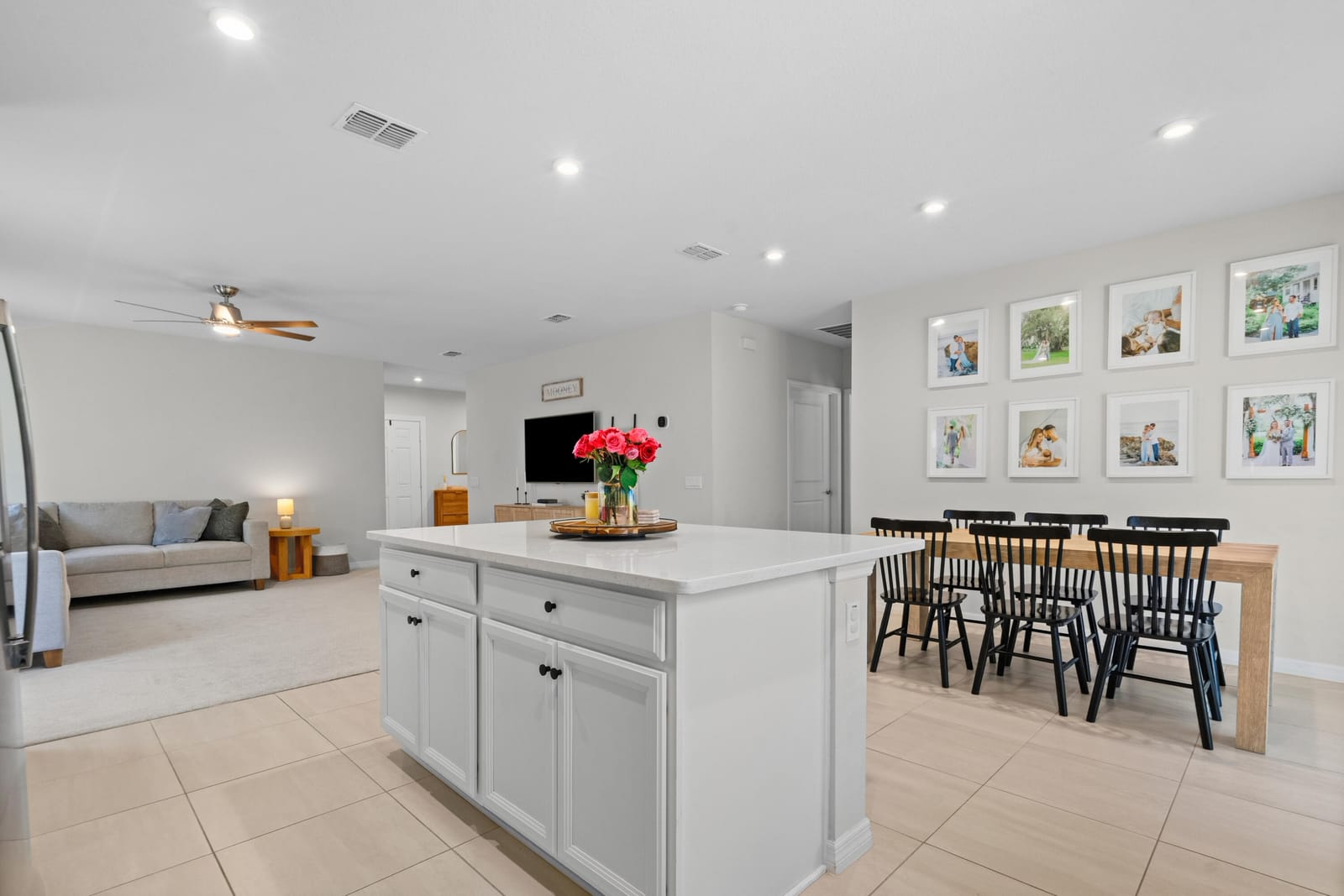 3625 Sapphire Hollow Way — photo 9