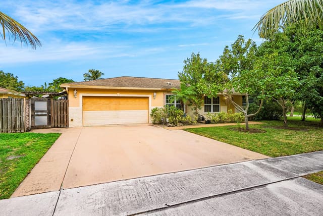 2655 Dorson Way, Delray Shores, Delray Beach, FL