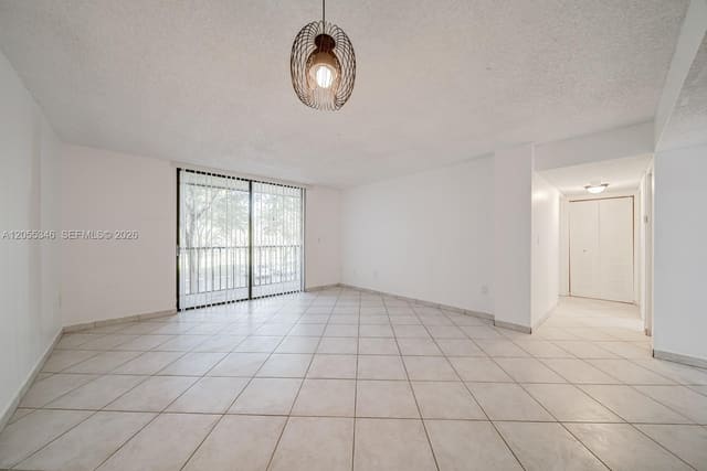 8420 SW 133rd Ave Road 224, Miami, FL 33183