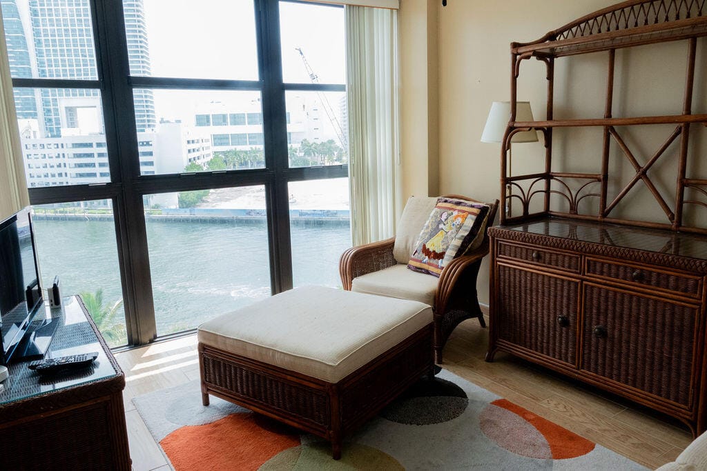200 LESLIE Drive 819, Hallandale Beach, FL 33009 photo 18