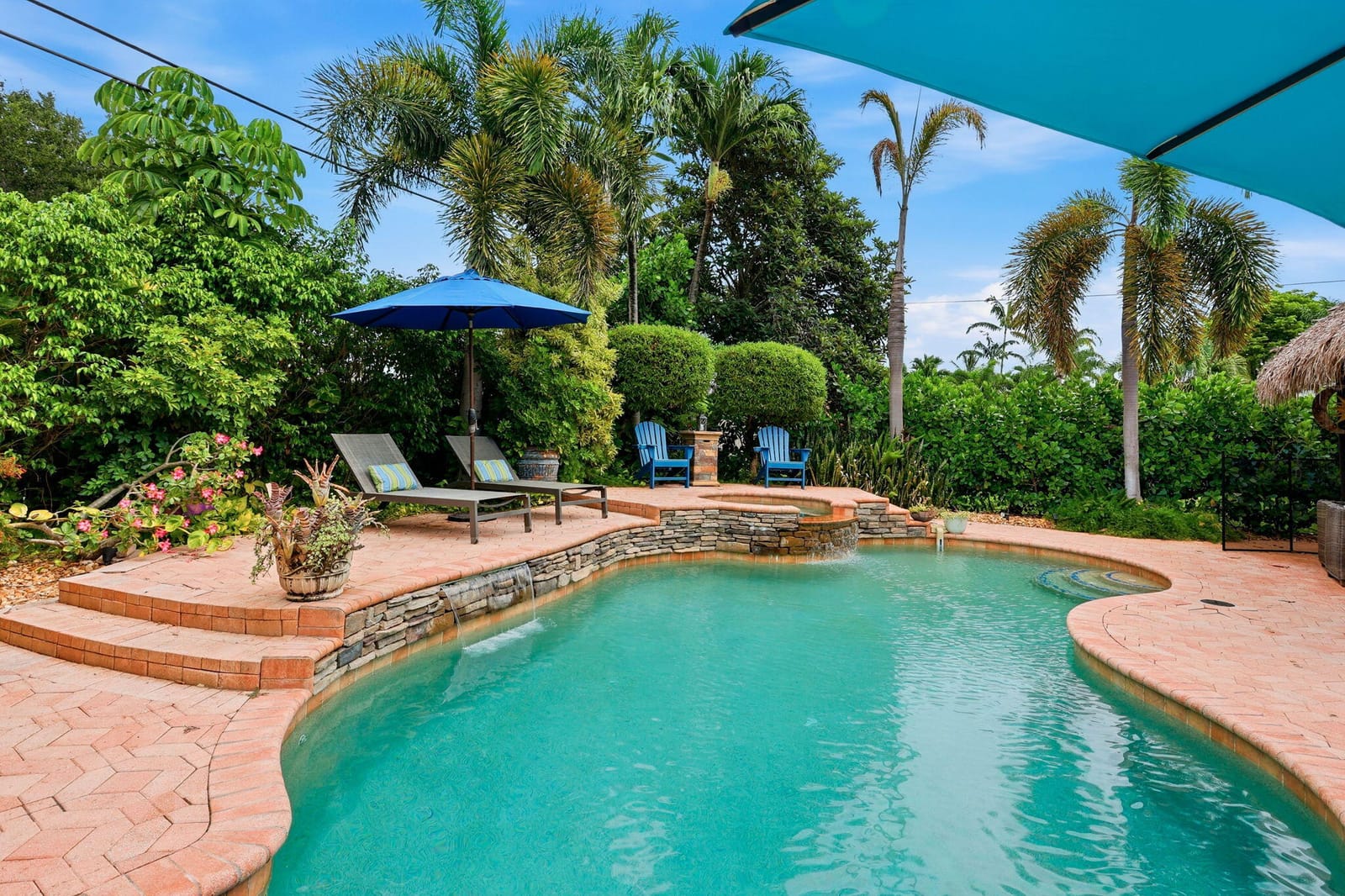 3315 FERNWOOD Drive
