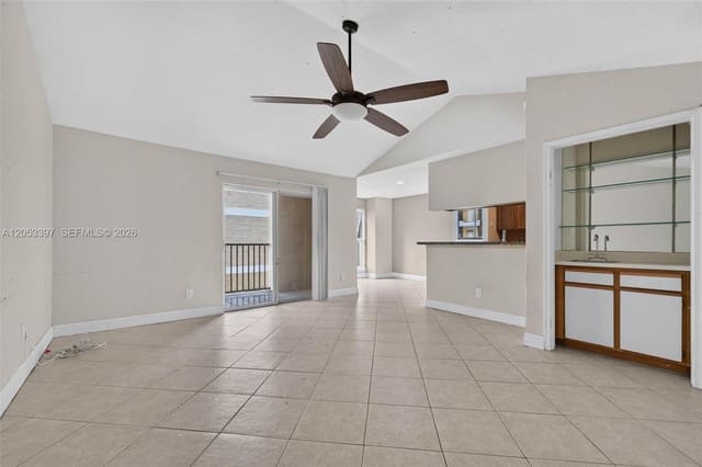 995 Riverside Drive 120, Coral Springs, FL 33071