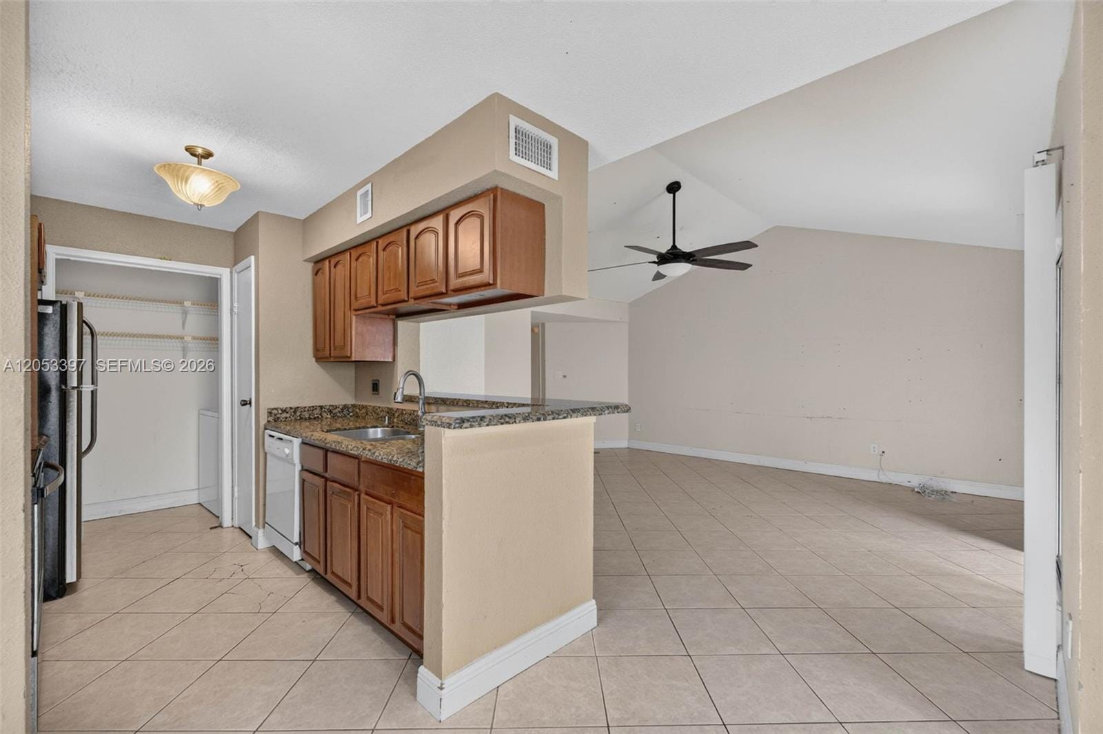 995 Riverside Drive 120 — photo 8