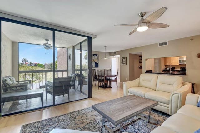 950 Lavers Circle F309, Delray Beach, FL 33444