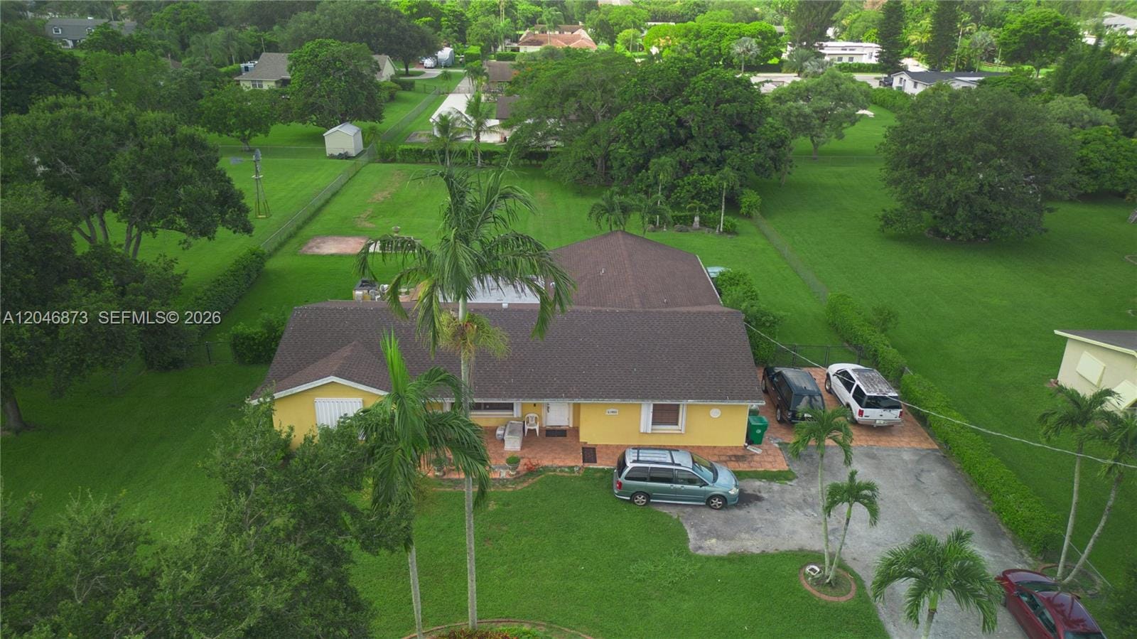 13450 SW 26th Street — photo 2
