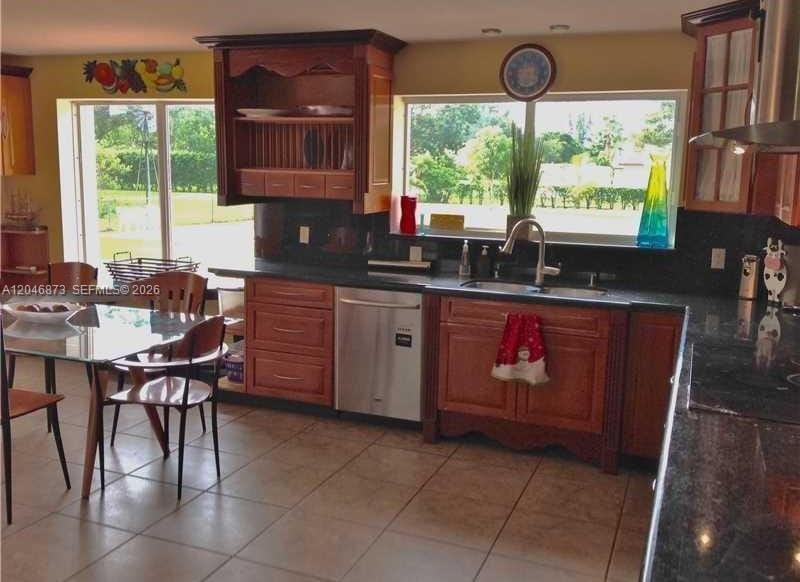 13450 SW 26th Street — photo 4