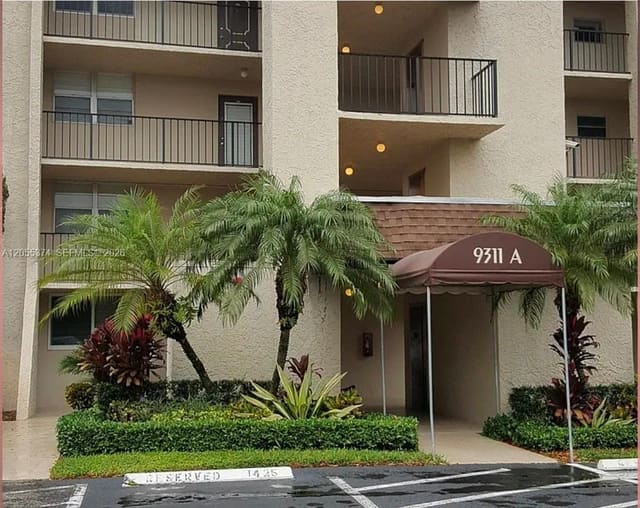 9311 Orange Grove Drive 408, Davie, FL 33324