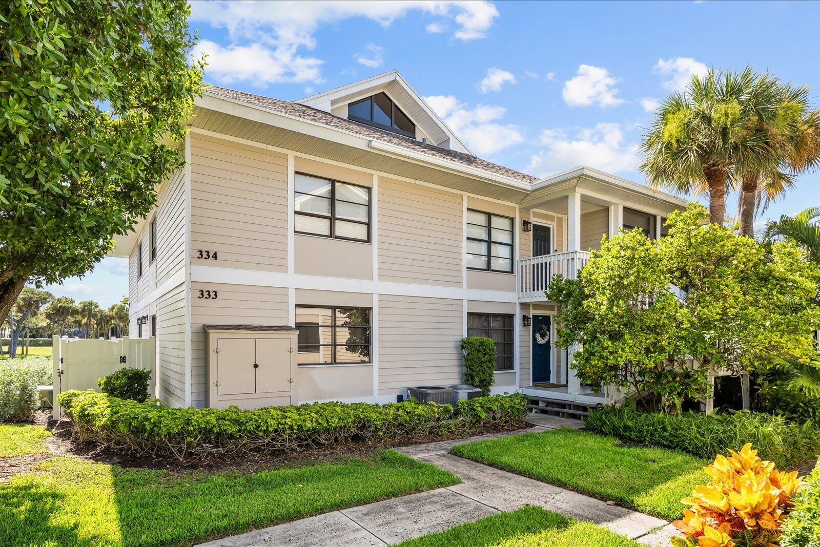 333 NE GOLFVIEW Circle — photo 4