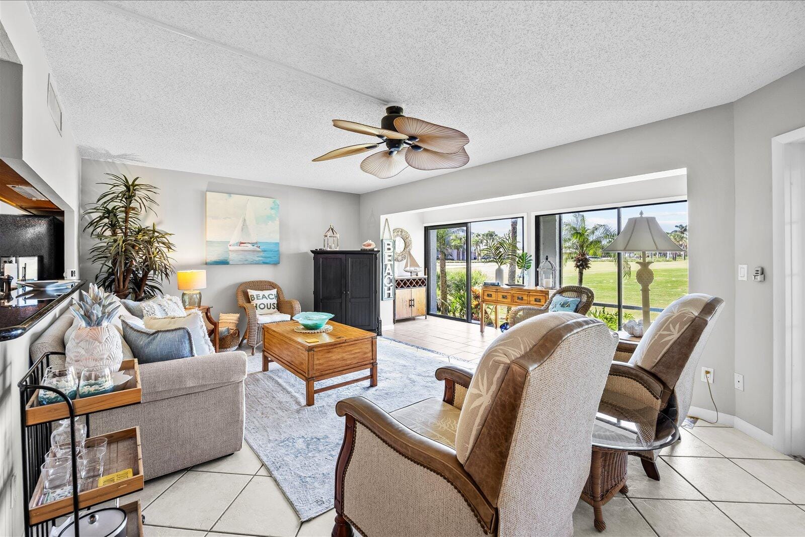333 NE GOLFVIEW Circle — photo 10