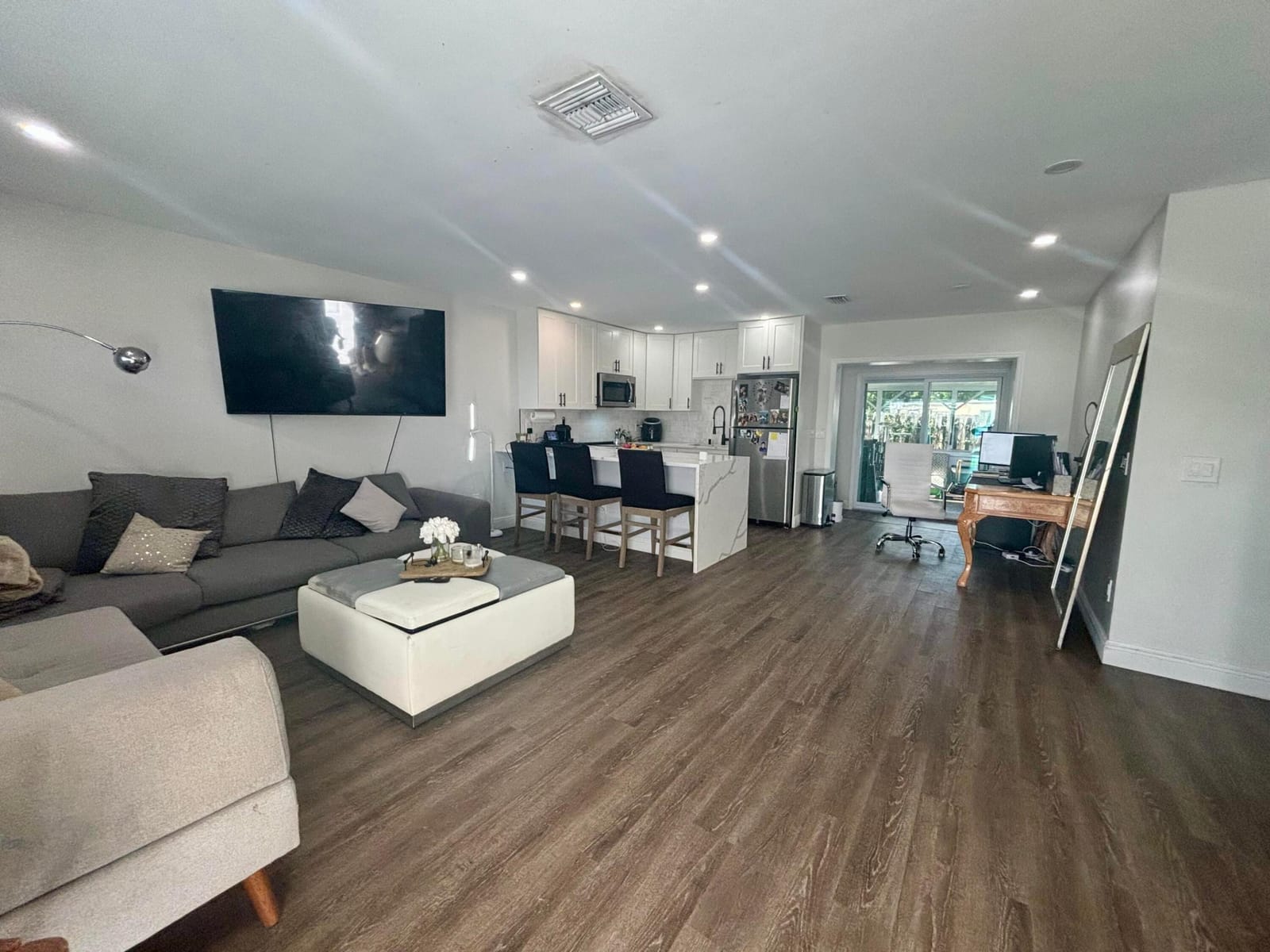5027 Michigan Av. 16b — photo 12