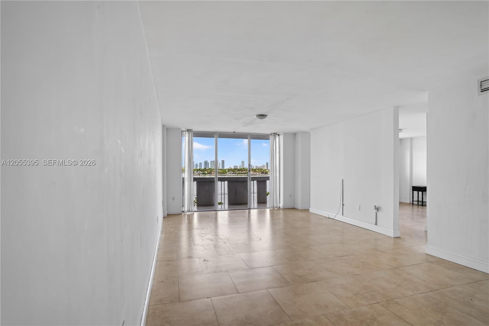 800 West Avenue 523 — photo 3