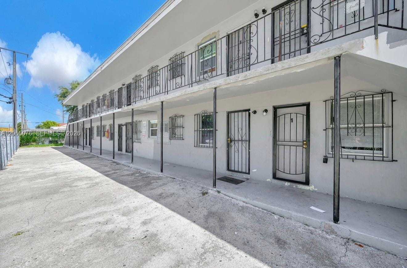 6901 NW 8th Avenue, Miami, FL 33150