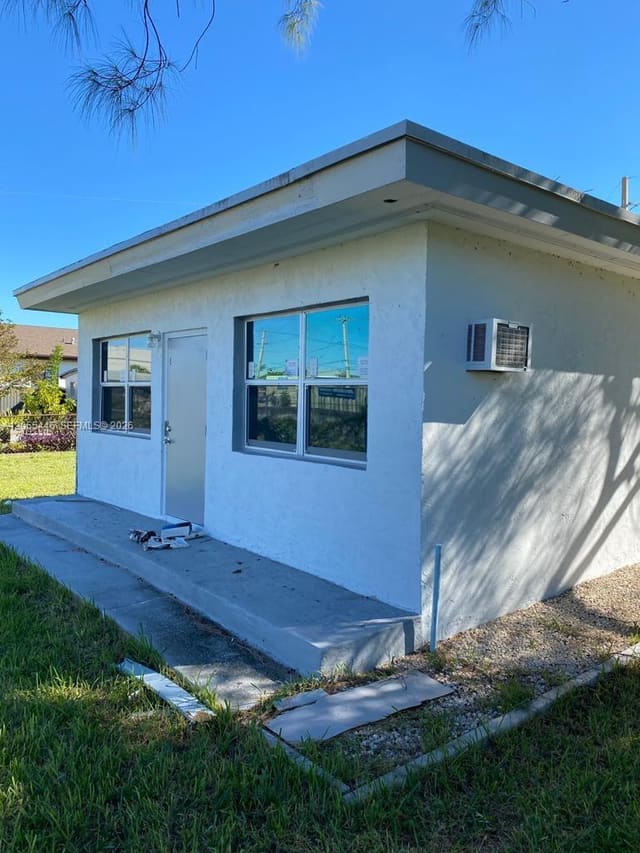 4023 SW 19th Street D, West Park, FL 33023