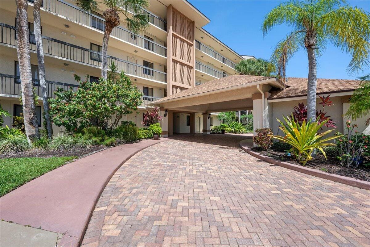 2001 Marina Isle Way 405 — photo 2